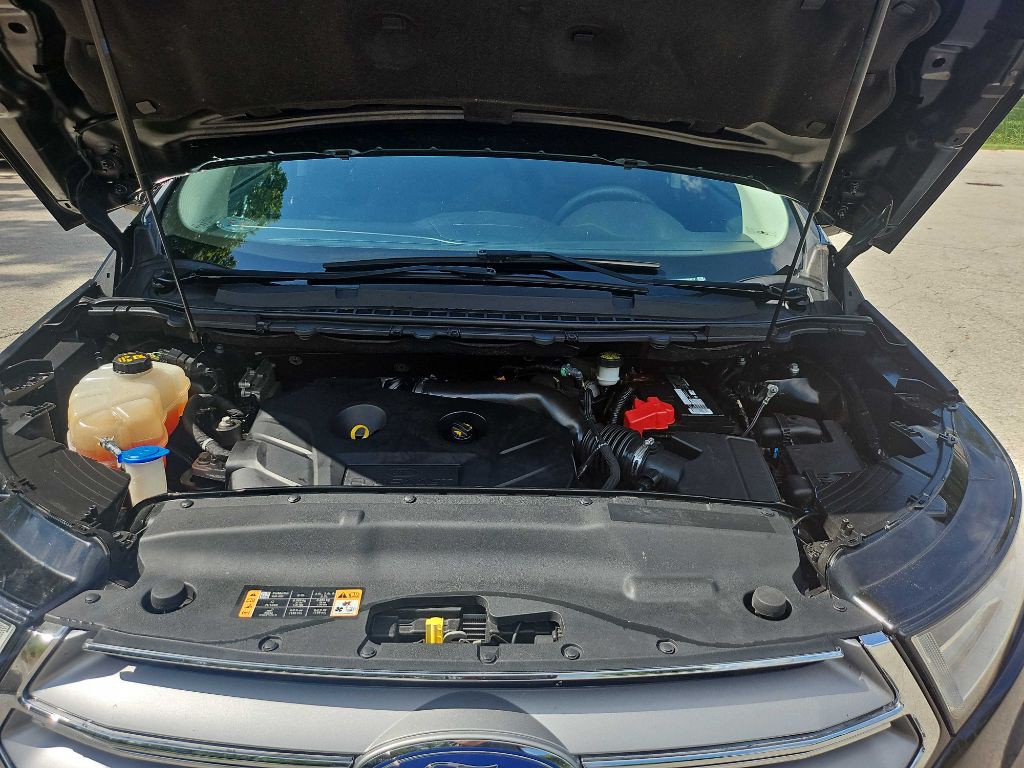 2017 Ford Edge Image 39