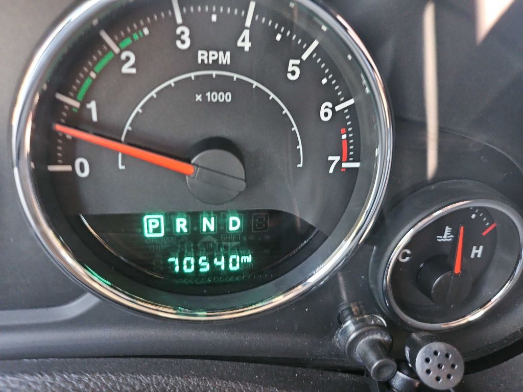 2015 Jeep Wrangler Image 14