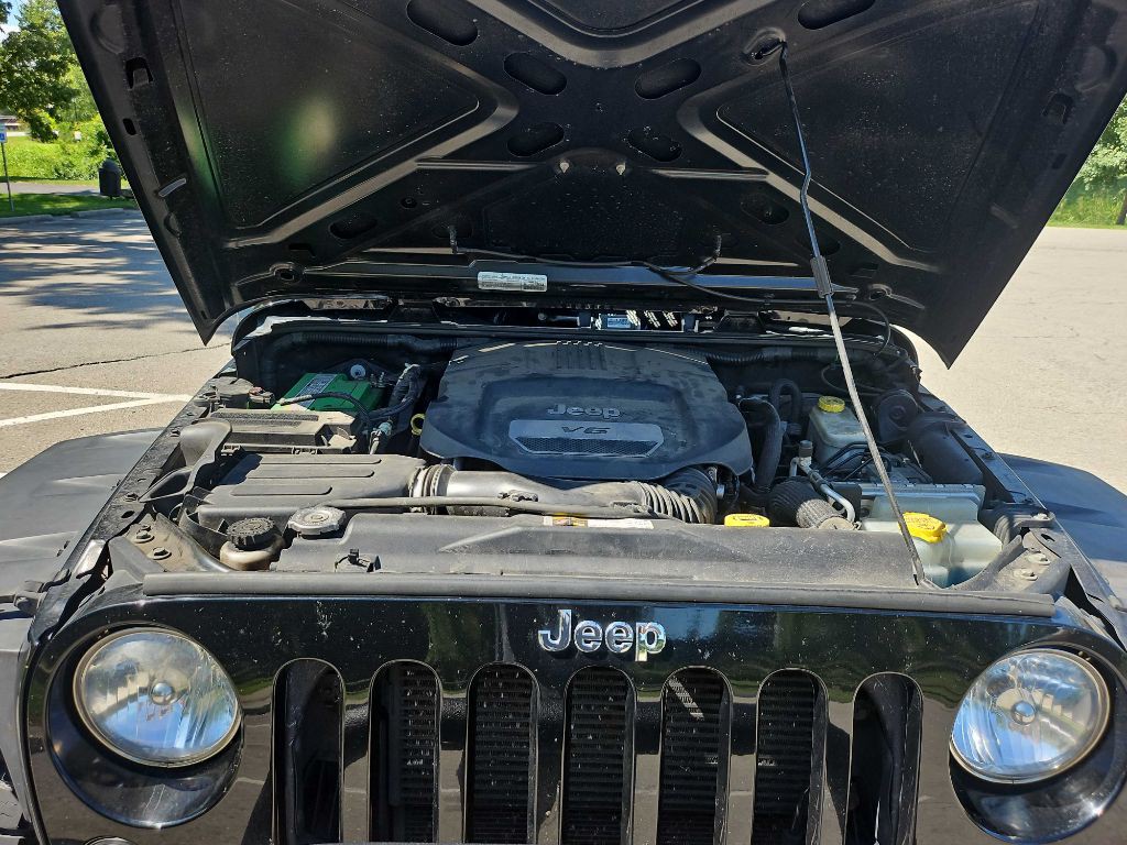 2015 Jeep Wrangler Image 34