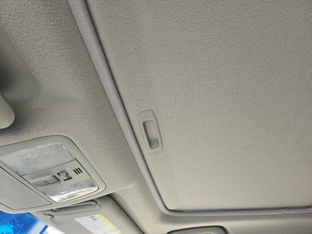 2012 Toyota Rav4 Image 17