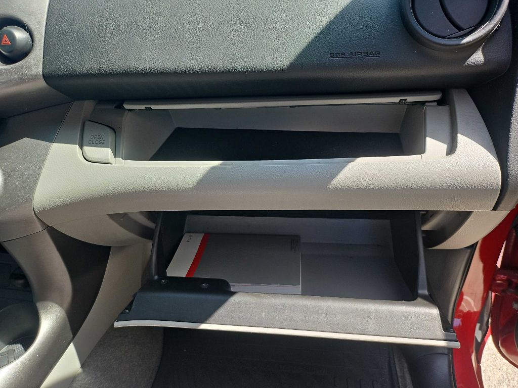 2012 Toyota Rav4 Image 23