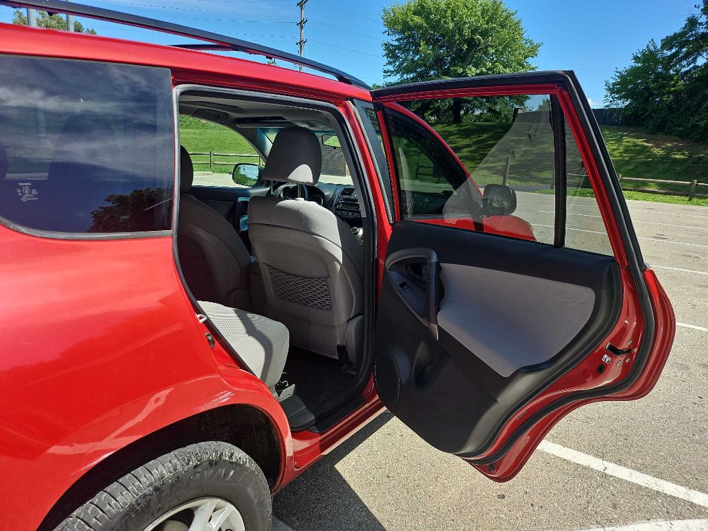 2012 Toyota Rav4 Image 27
