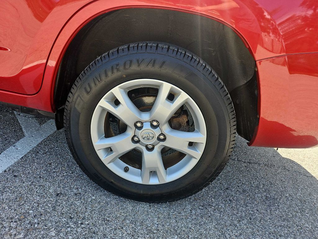 2012 Toyota Rav4 Image 33
