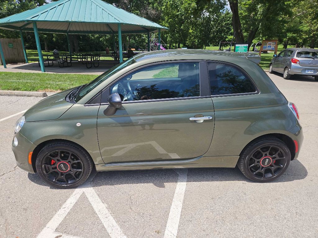 2012 FIAT 500 Image 8