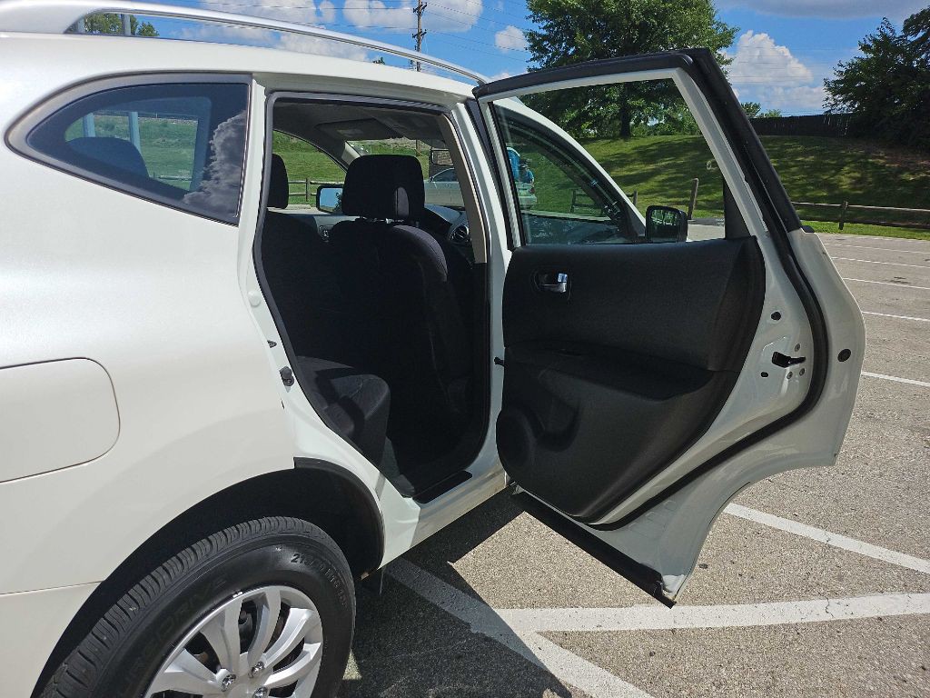 2014 Nissan Rogue Image 26