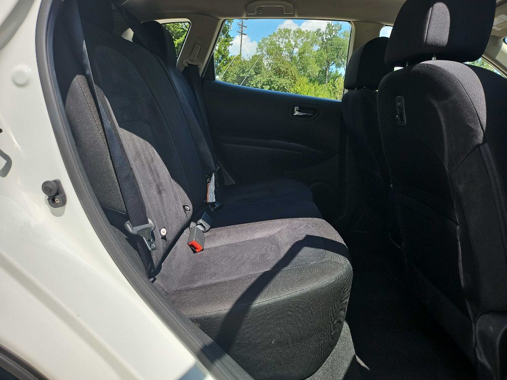 2014 Nissan Rogue Image 28