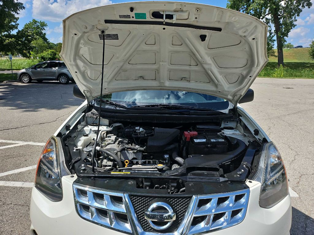 2014 Nissan Rogue Image 40