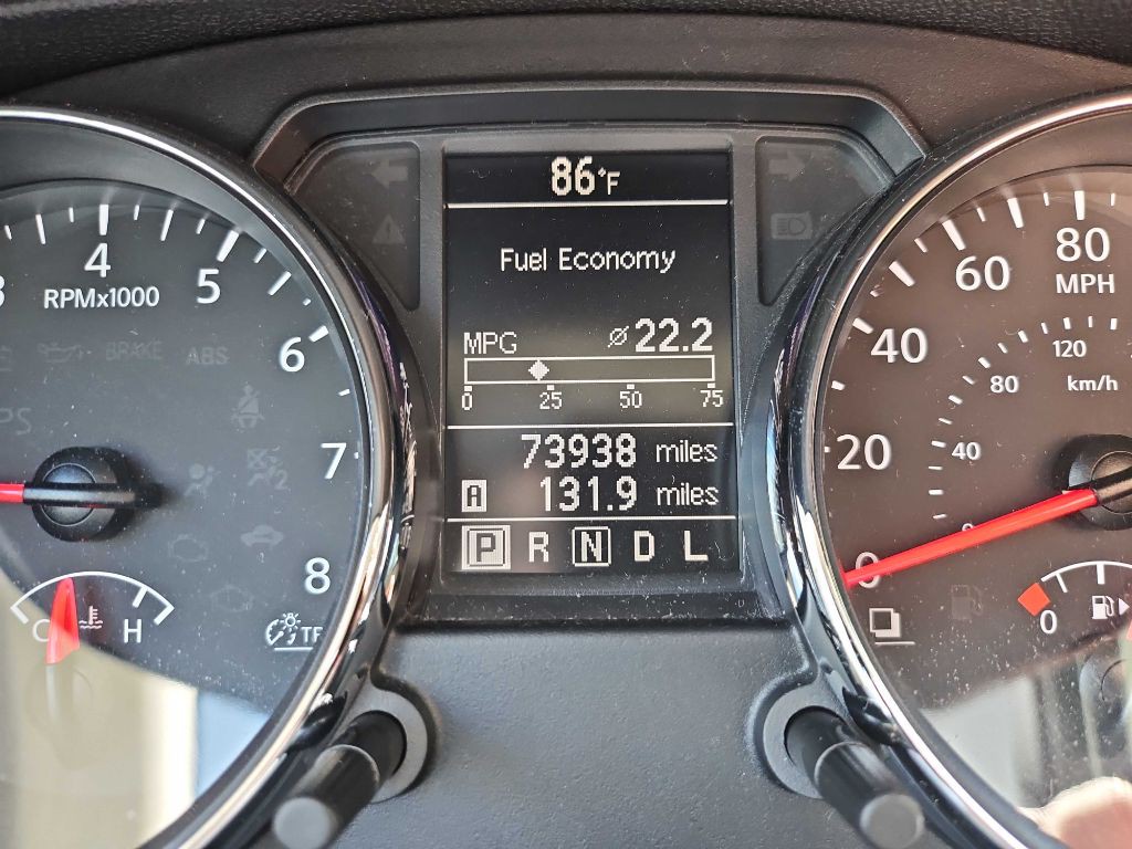 2014 Nissan Rogue Image 13