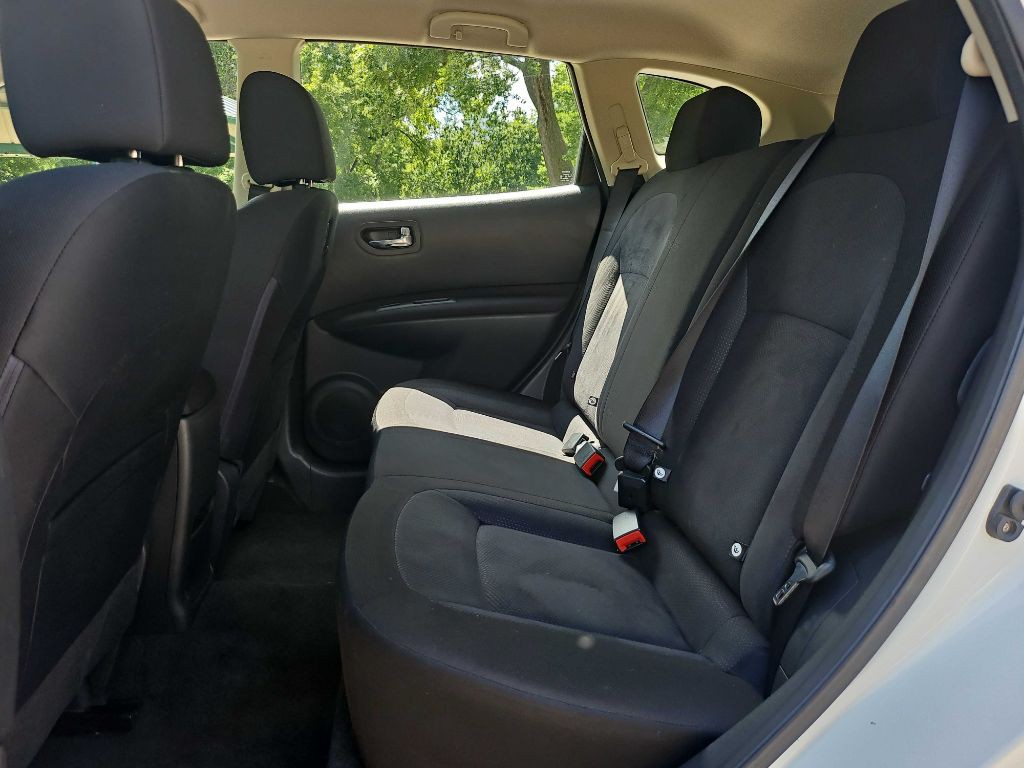 2014 Nissan Rogue Image 25