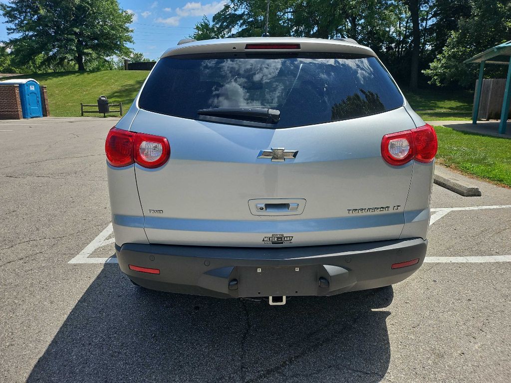 2011 Chevrolet Traverse Image 6