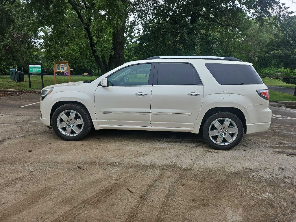 2013 GMC Acadia Image 8