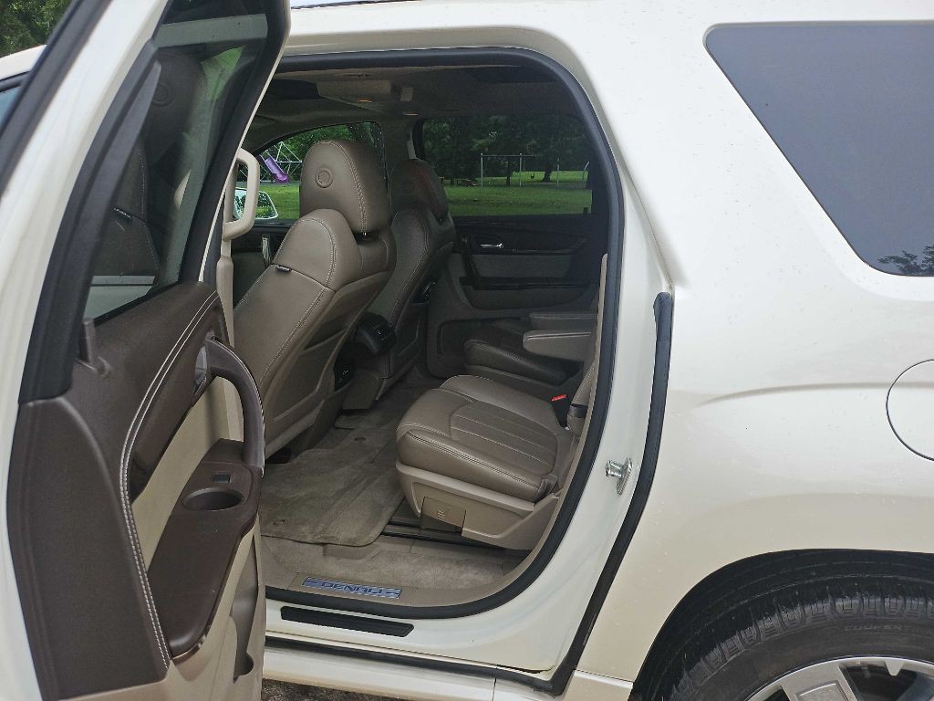 2013 GMC Acadia Image 26