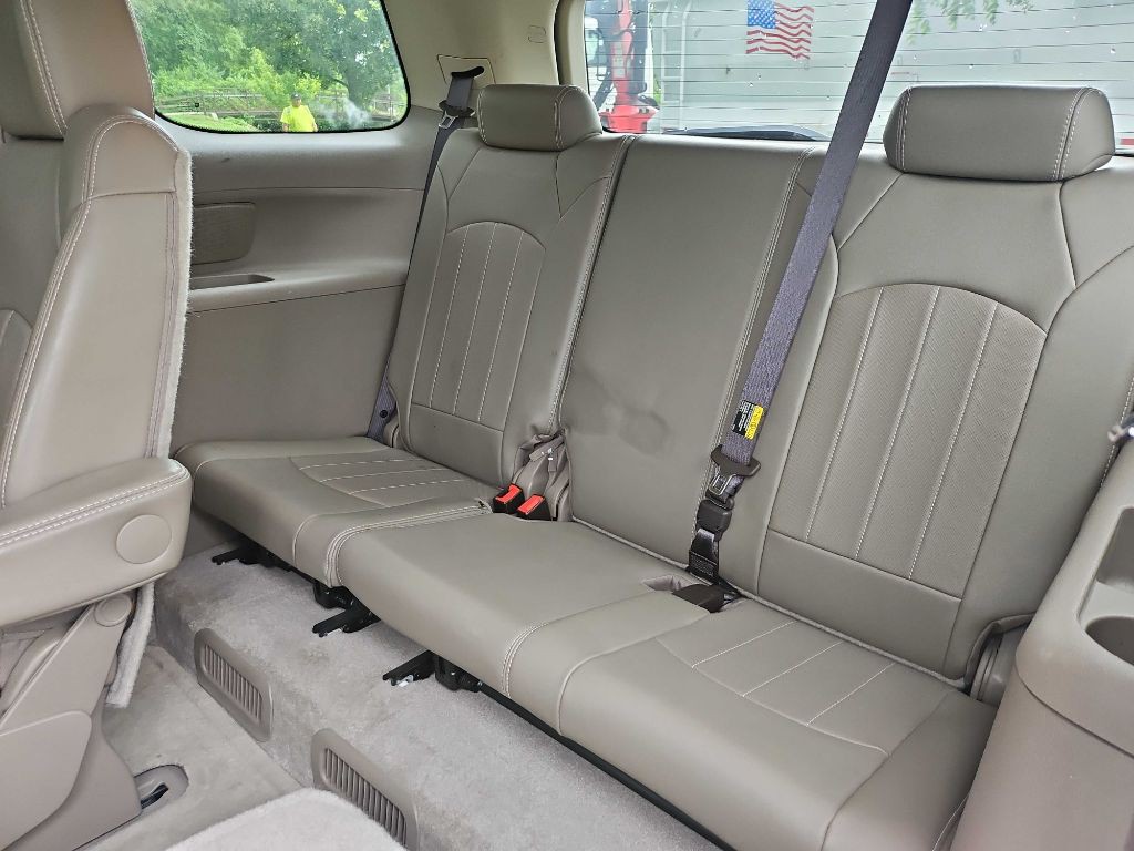 2013 GMC Acadia Image 28