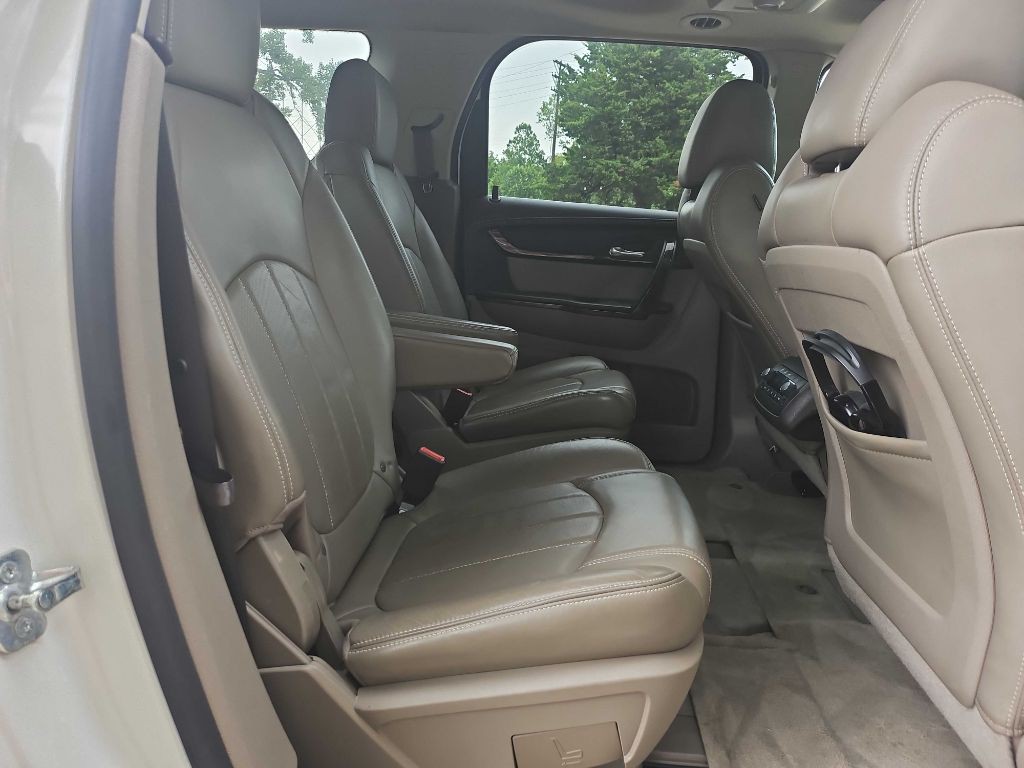 2013 GMC Acadia Image 31