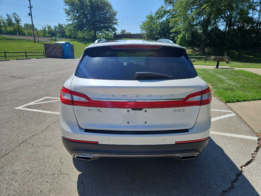 2016 Lincoln MKX Image 4
