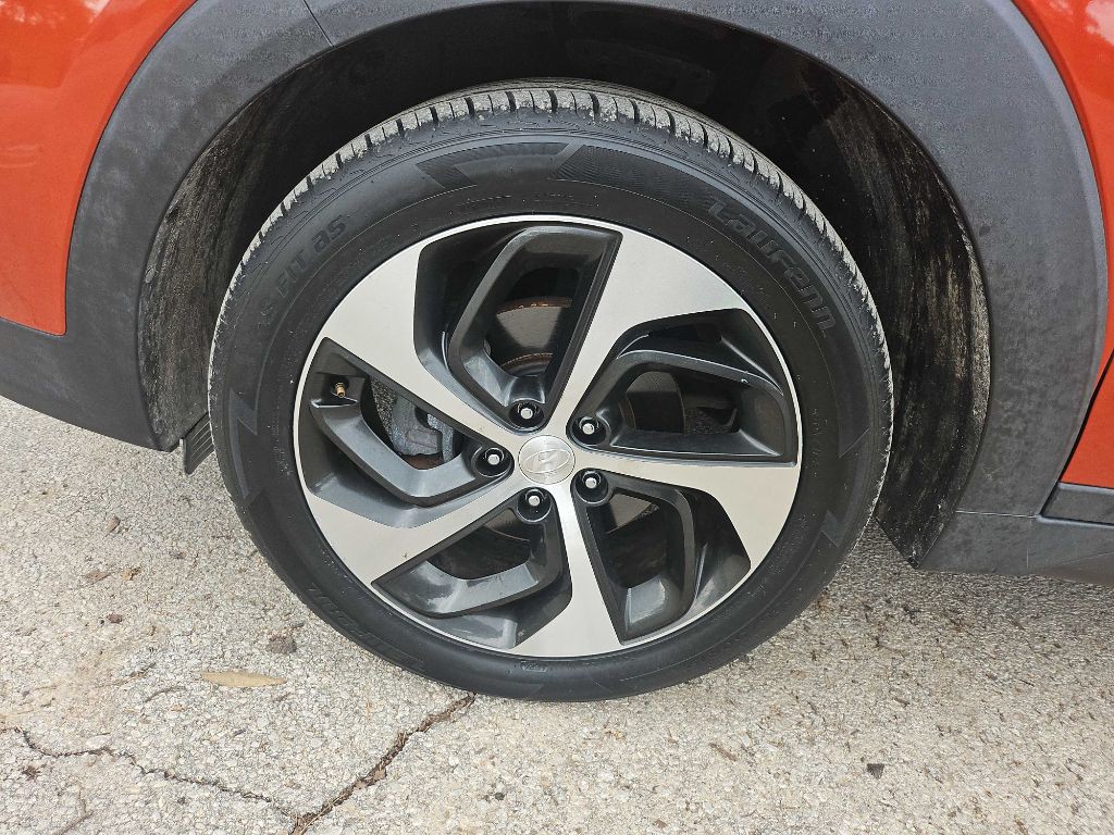 2016 Hyundai Tucson Image 32
