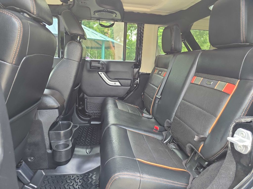 2011 Jeep Wrangler Unlimited Image 24