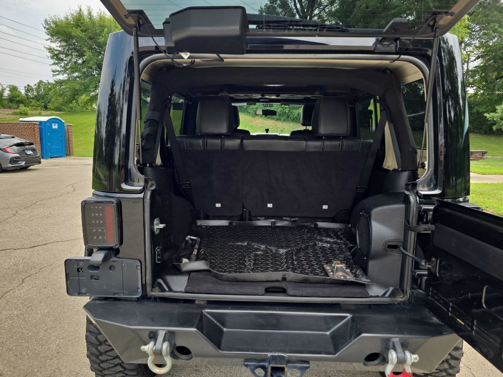 2011 Jeep Wrangler Unlimited Image 29