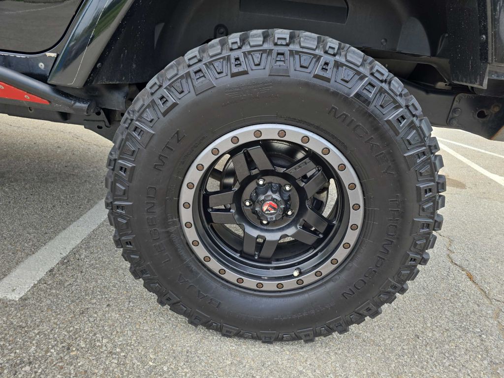 2011 Jeep Wrangler Unlimited Image 33
