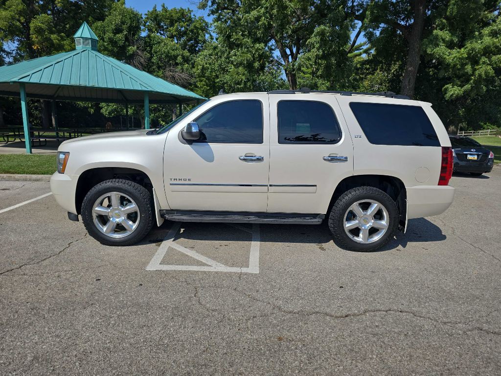 2011 Chevrolet Tahoe Image 9