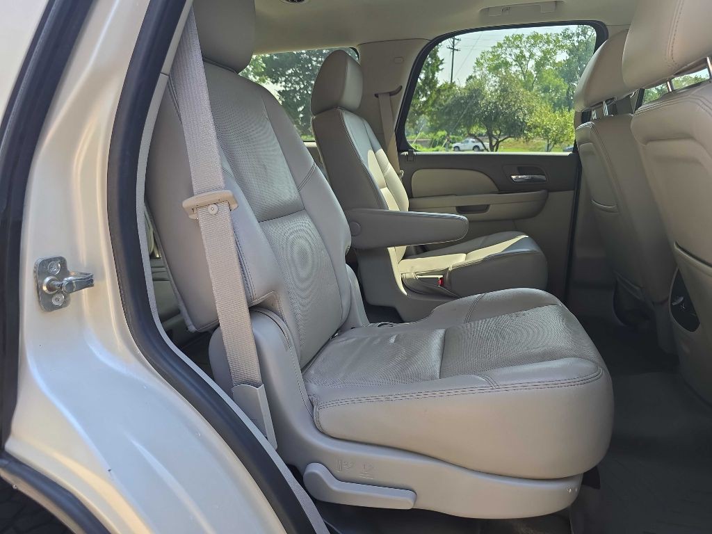 2011 Chevrolet Tahoe Image 31