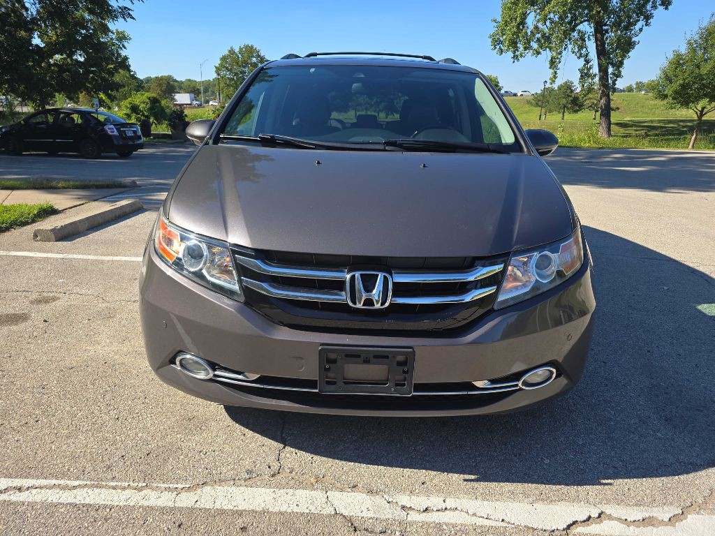 2014 Honda Odyssey Image 2