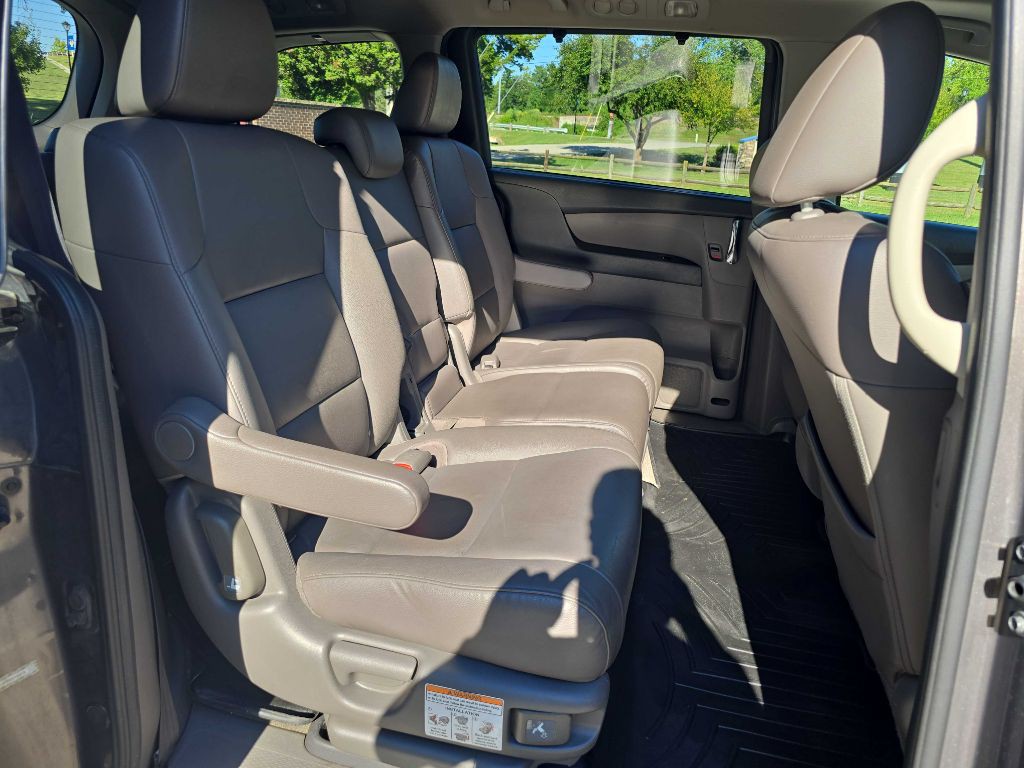 2014 Honda Odyssey Image 28