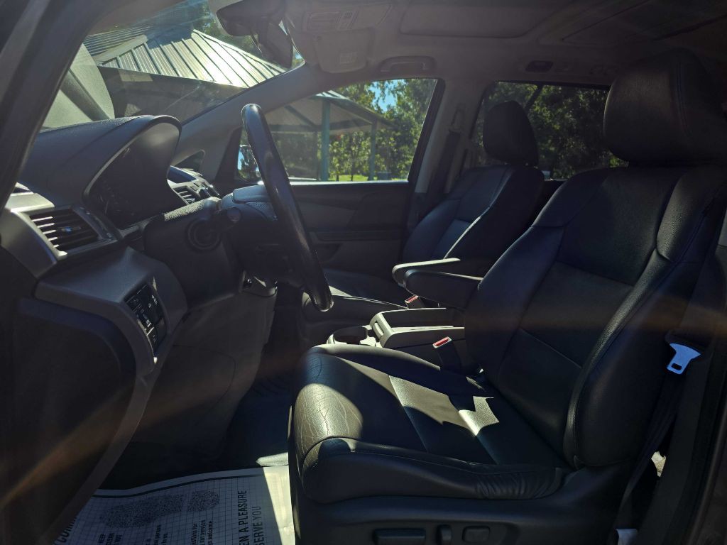 2014 Honda Odyssey Image 11