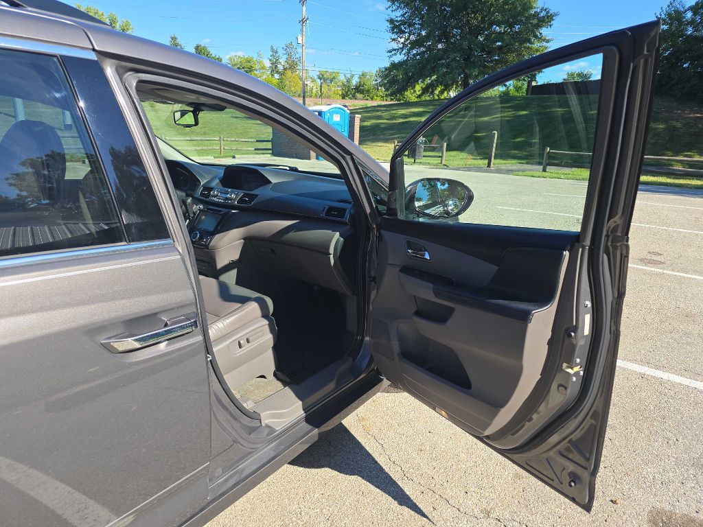 2014 Honda Odyssey Image 19