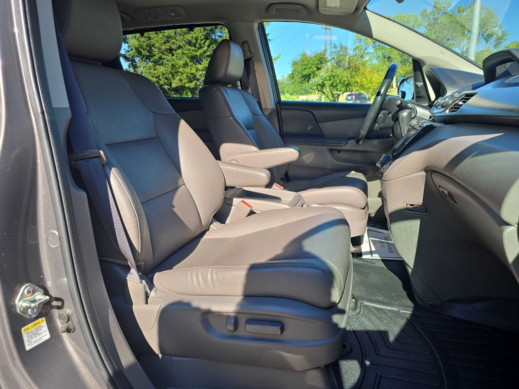 2014 Honda Odyssey Image 21