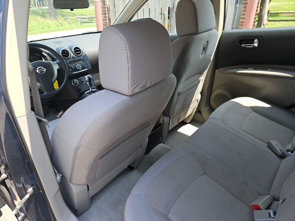 2015 Nissan Rogue Image 33
