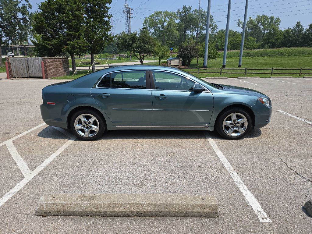 2009 Chevrolet Malibu Image 4
