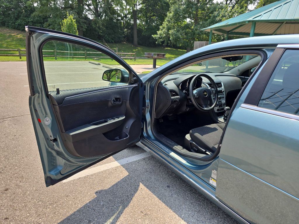 2009 Chevrolet Malibu Image 9