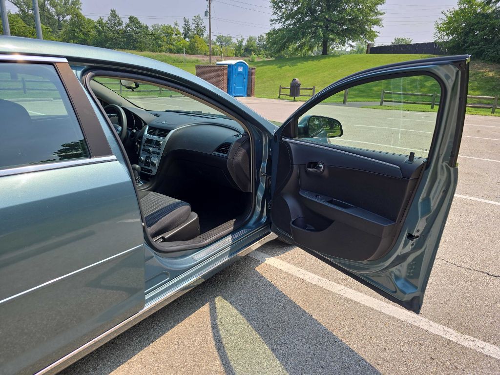 2009 Chevrolet Malibu Image 15
