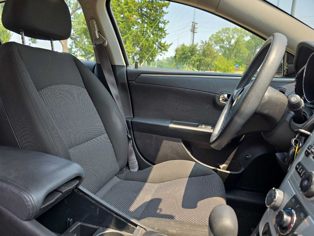 2009 Chevrolet Malibu Image 18