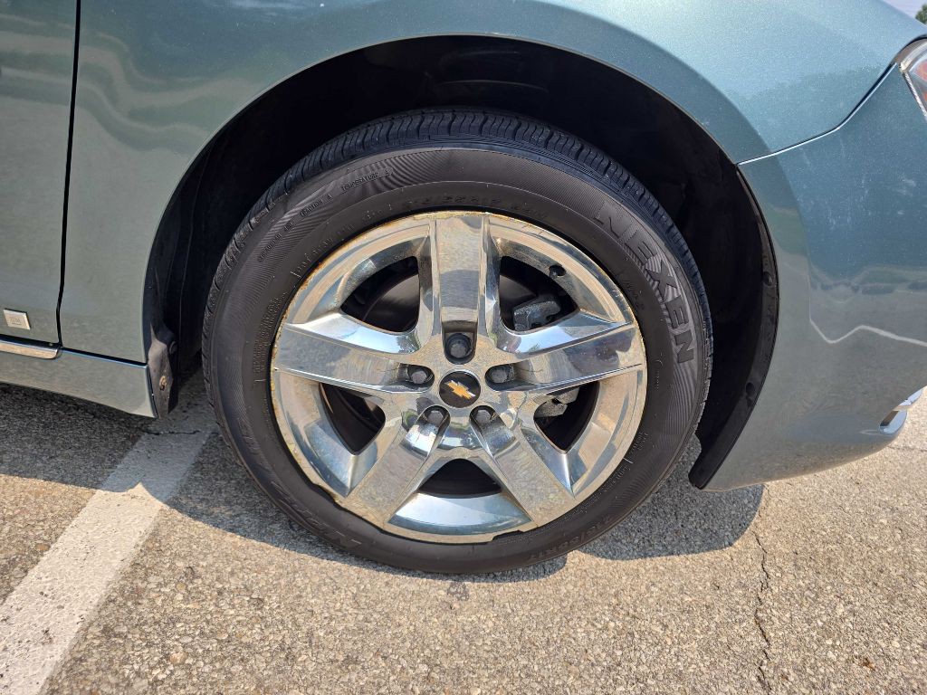 2009 Chevrolet Malibu Image 32