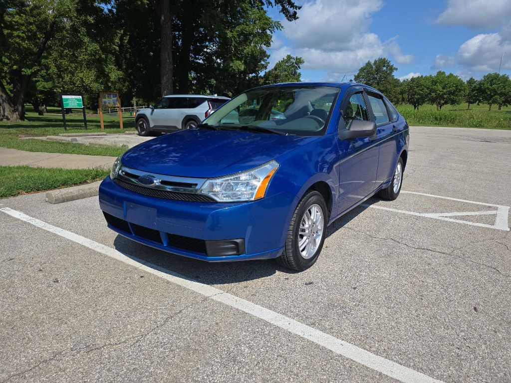2010 Ford Focus Image 4
