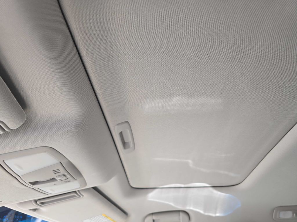 2013 INFINITI QX56 Image 17