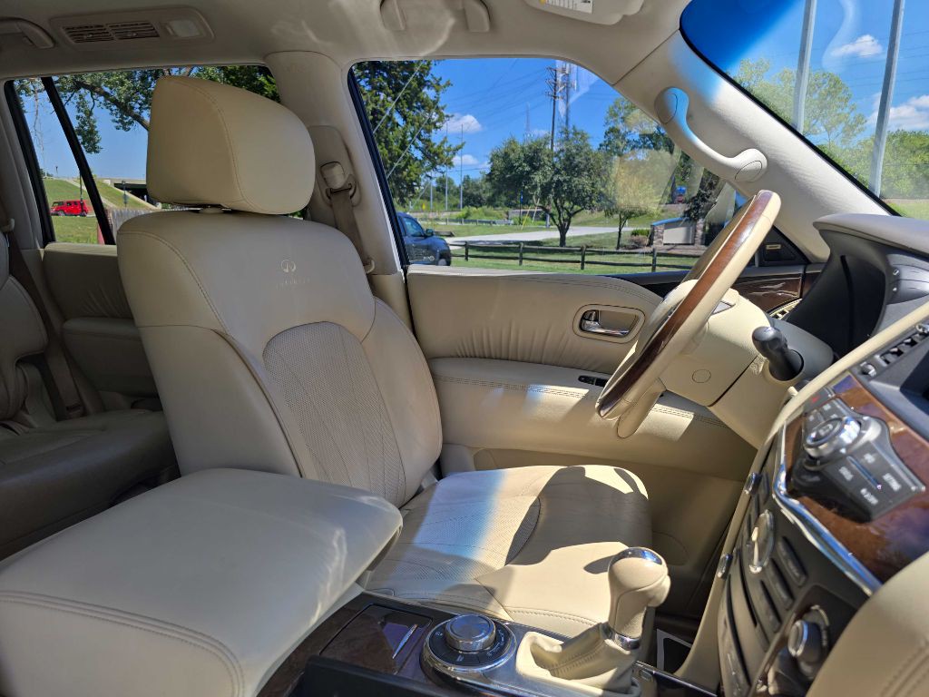 2013 INFINITI QX56 Image 22