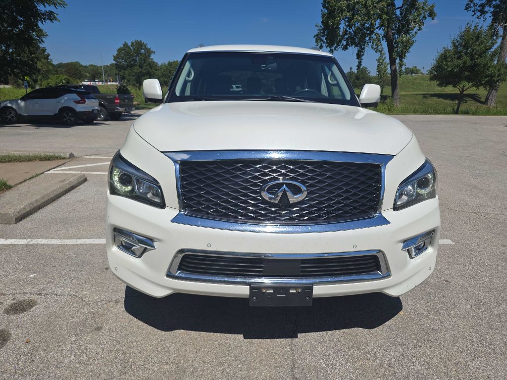 2017 INFINITI QX80 Image 3