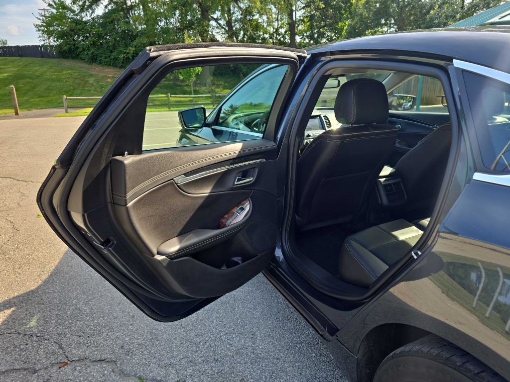 2015 Chevrolet Impala Image 25