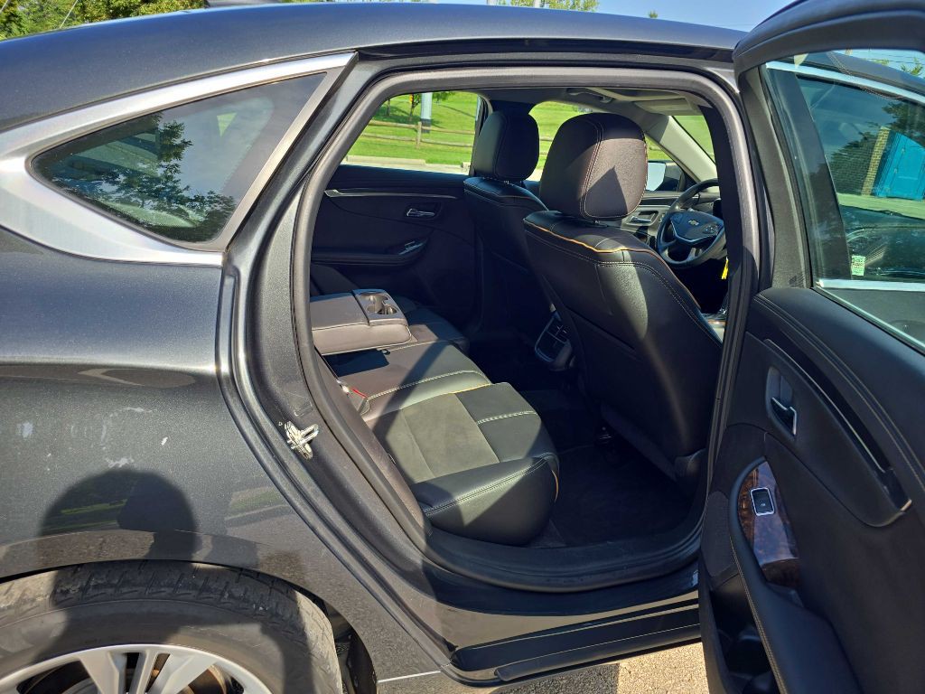 2015 Chevrolet Impala Image 29