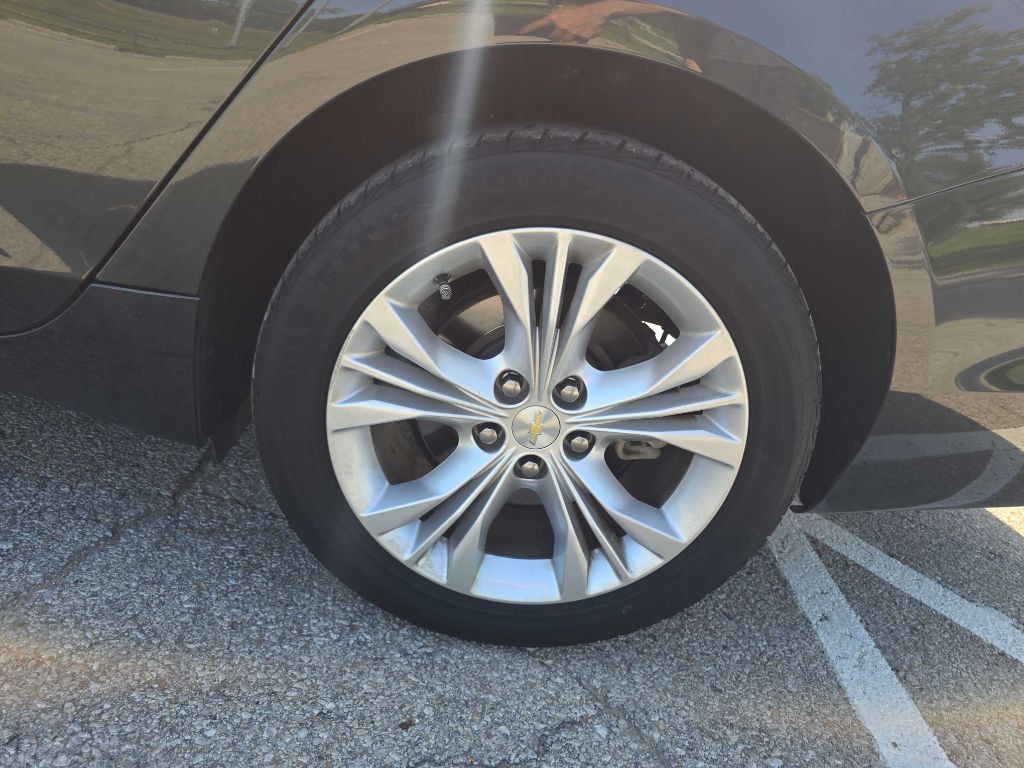 2015 Chevrolet Impala Image 31