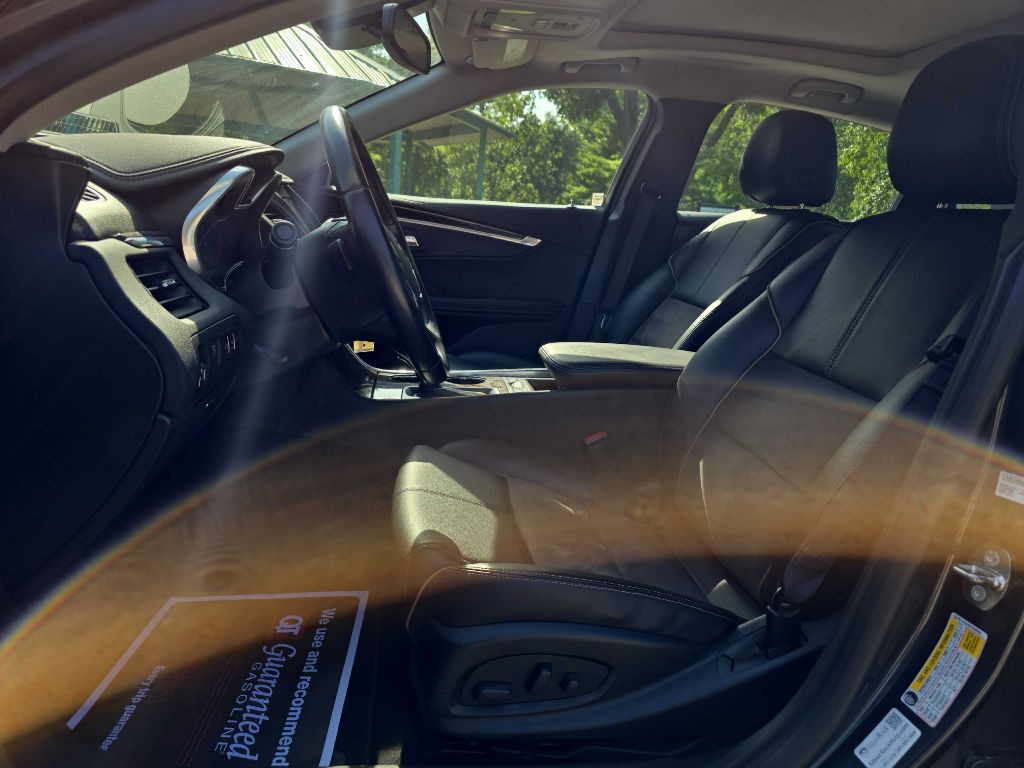 2015 Chevrolet Impala Image 11