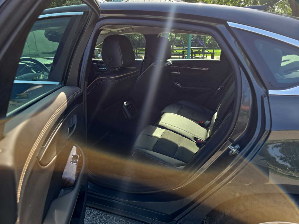 2015 Chevrolet Impala Image 26
