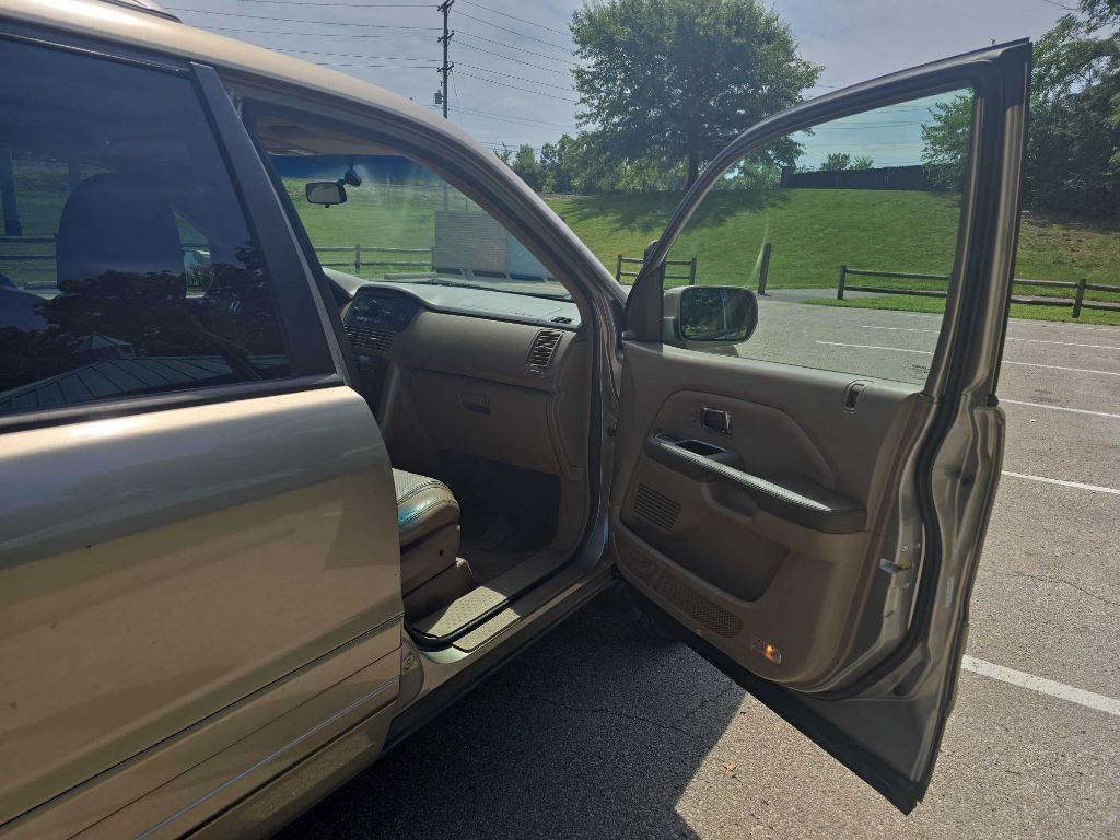 2005 Honda Pilot Image 19