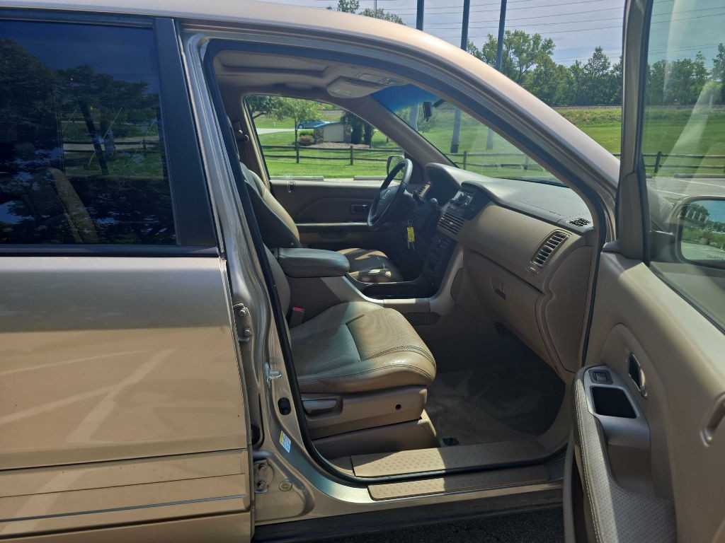 2005 Honda Pilot Image 20