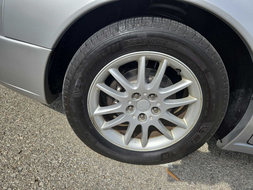 2003 Chrysler 300M Image 32