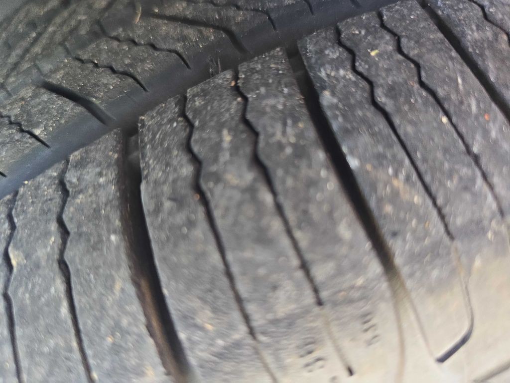 2003 Chrysler 300M Image 37