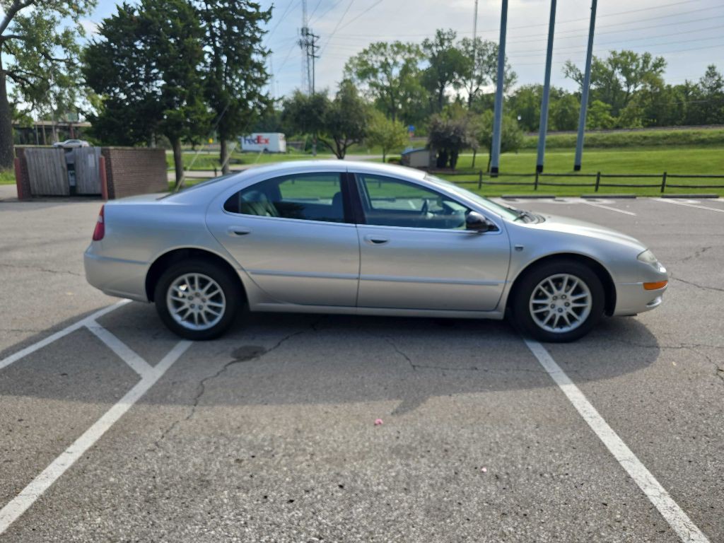 2003 Chrysler 300M Image 4